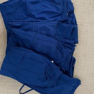 Bundle of FIVE scrub pants!!